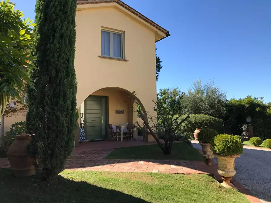 Immagine 19 di Rustico / casale in vendita  a Pisa