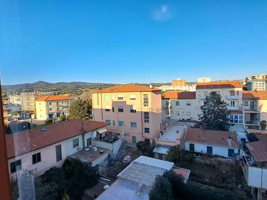 Immagine 18 di Appartamento in vendita  a Rosignano Marittimo