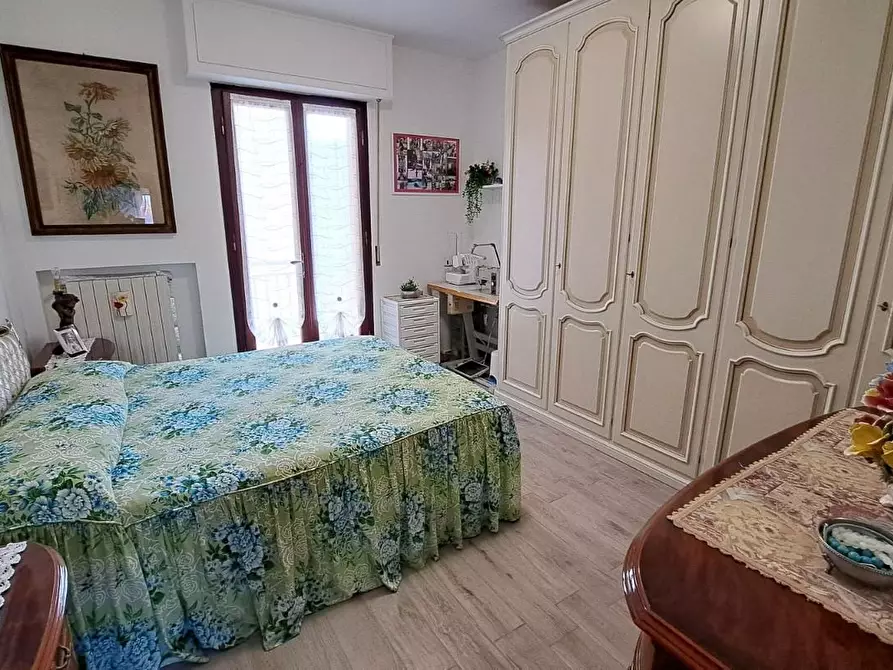 Immagine 11 di Appartamento in vendita  a Rosignano Marittimo