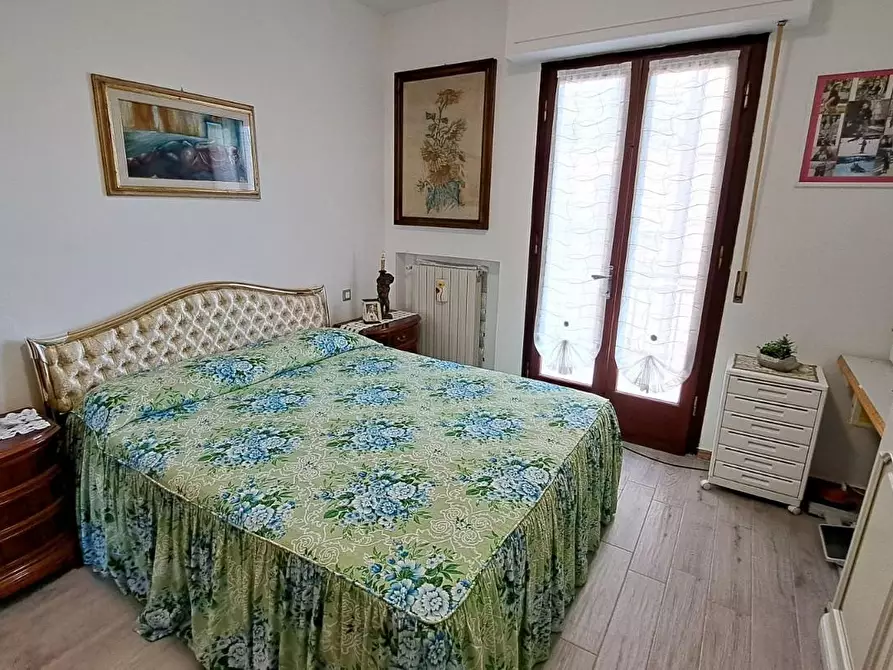 Immagine 12 di Appartamento in vendita  a Rosignano Marittimo