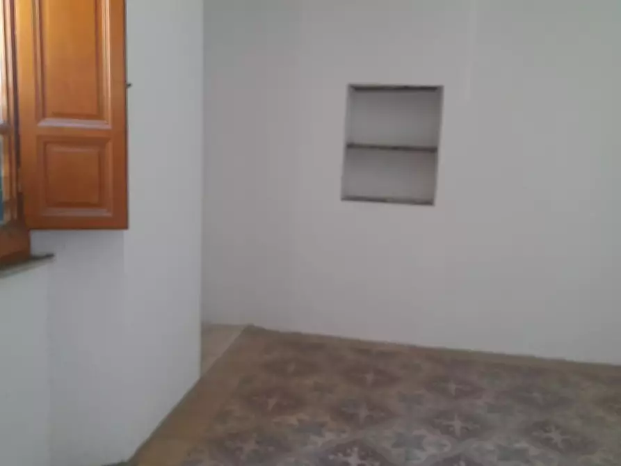 Immagine 4 di Appartamento in vendita  a Massa