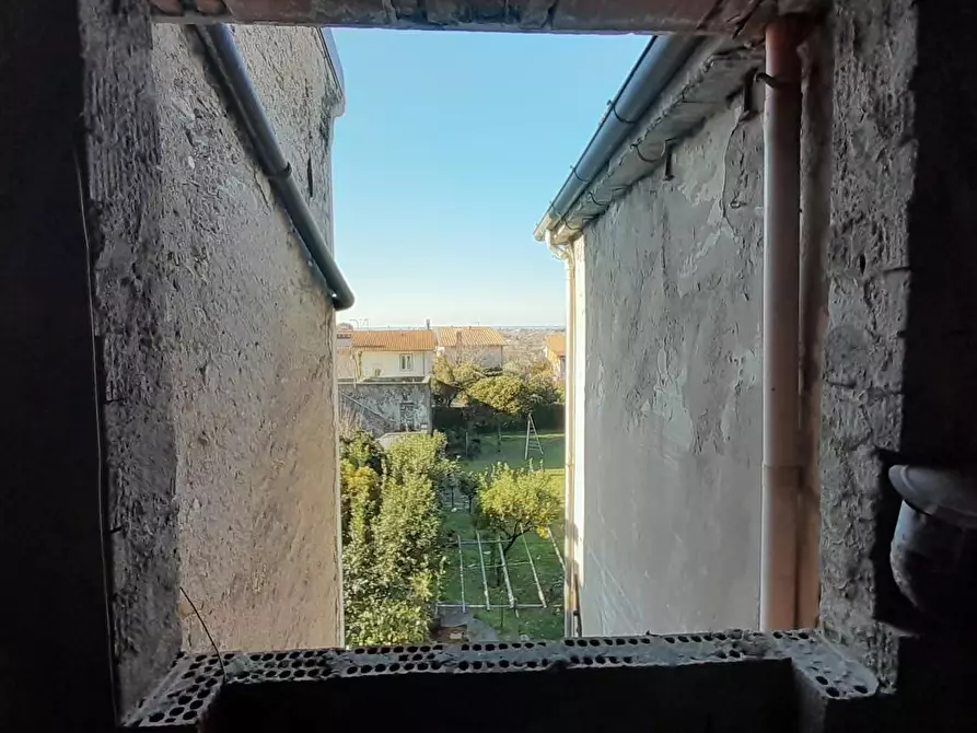 Immagine 11 di Appartamento in vendita  a Massa