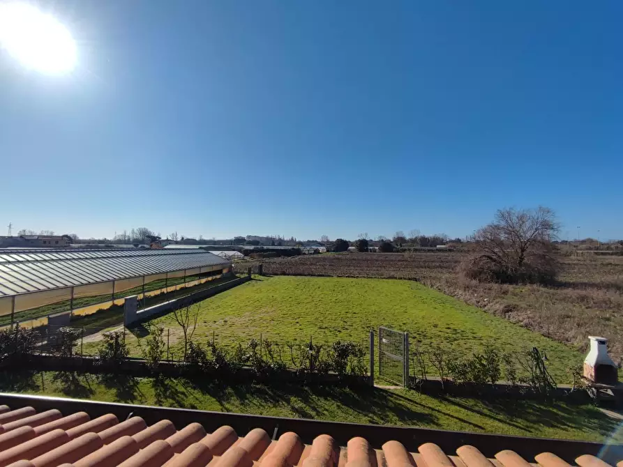 Immagine 29 di Villa in vendita  a Viareggio