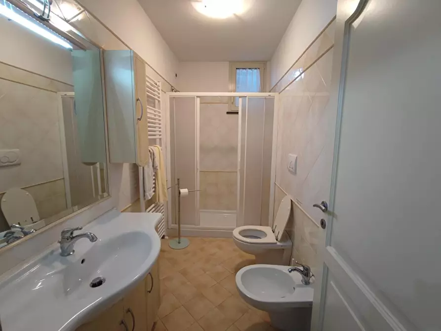 Immagine 23 di Villa in vendita  a Viareggio