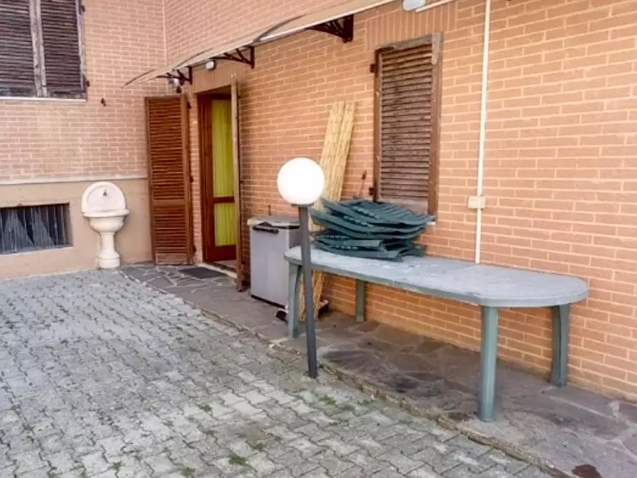 Immagine 11 di Appartamento in vendita  a Asciano