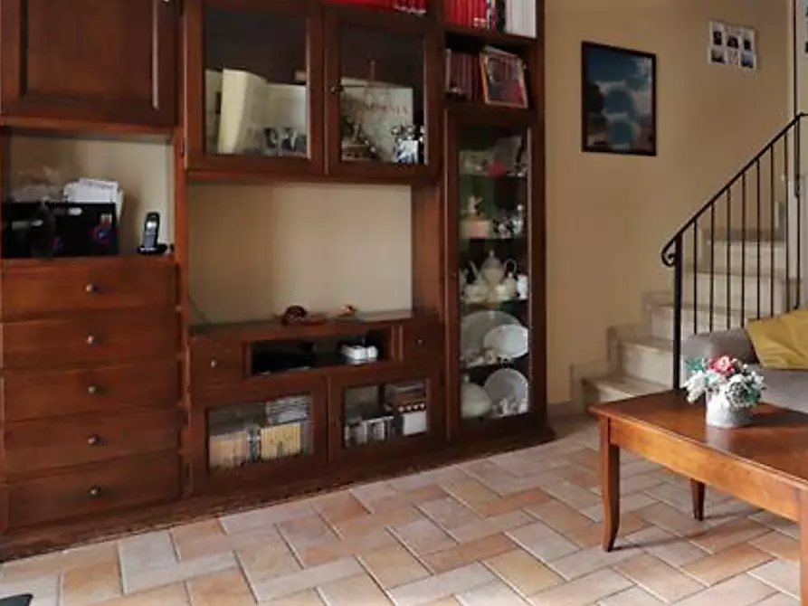 Immagine 8 di Appartamento in vendita  a Asciano