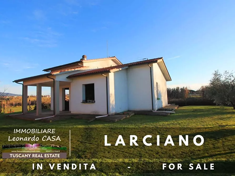 Immagine 1 di Villa in vendita  a Larciano