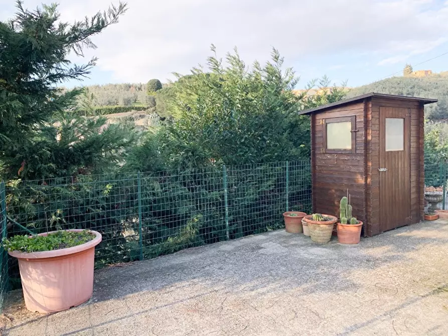 Immagine 30 di Appartamento in vendita  a Vinci