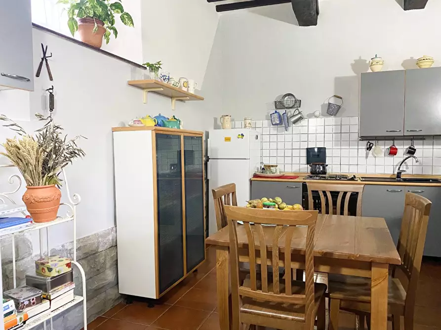 Immagine 10 di Appartamento in vendita  a Vinci