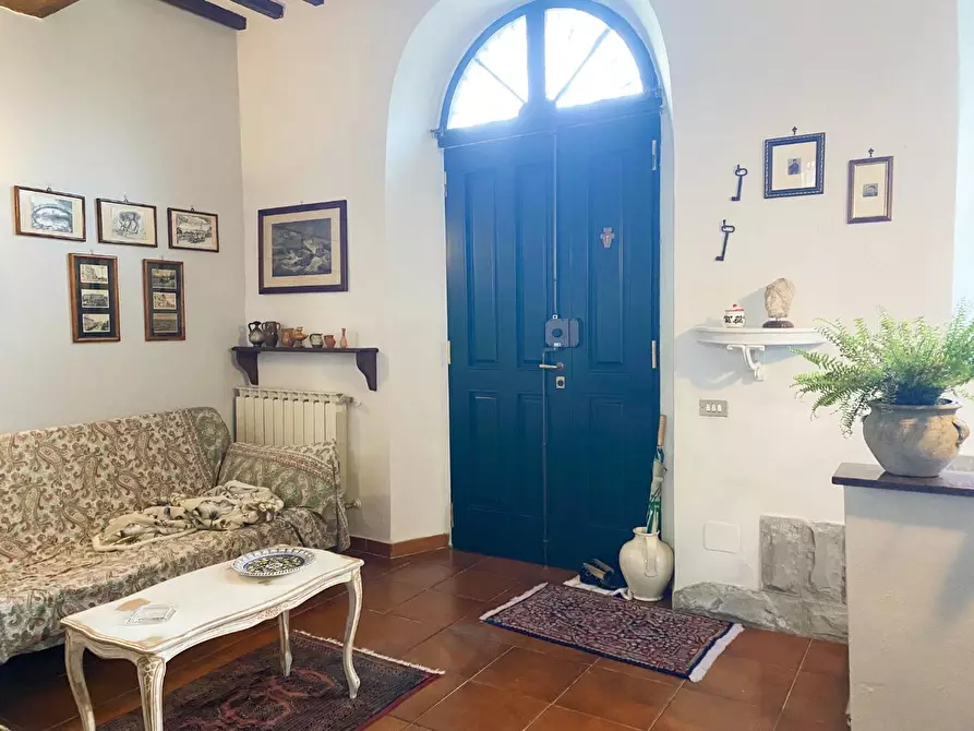 Immagine 23 di Appartamento in vendita  a Vinci