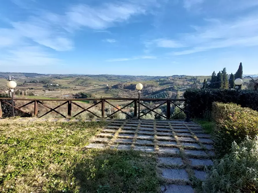 Immagine 24 di Appartamento in vendita  a Empoli