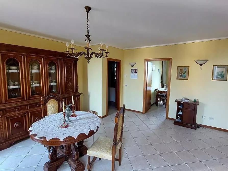 Immagine 2 di Appartamento in vendita  a Empoli