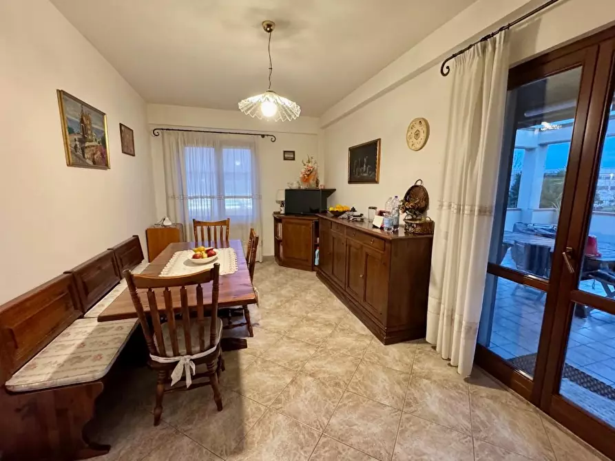 Immagine 25 di Terratetto in vendita  a Pisa