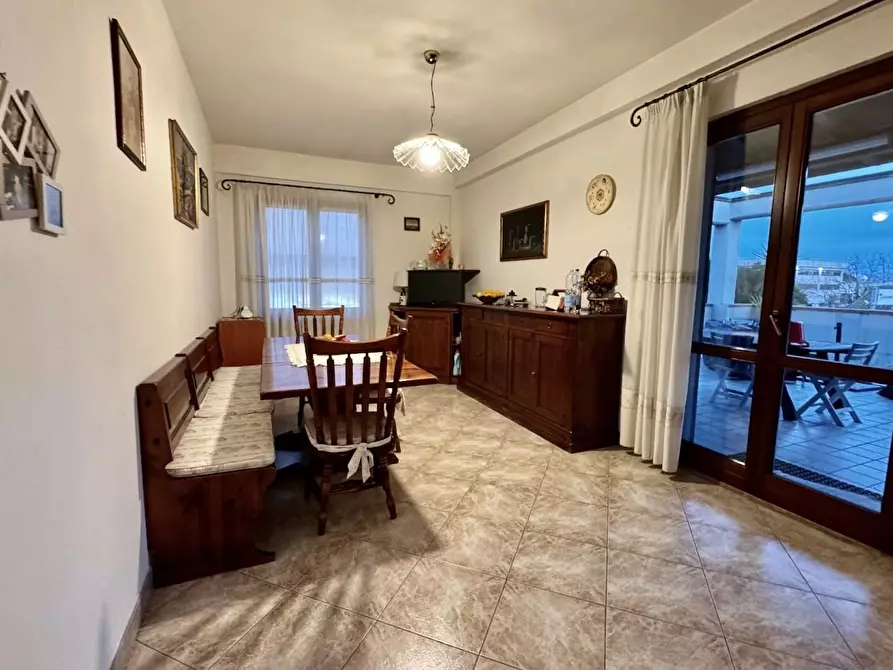 Immagine 24 di Terratetto in vendita  a Pisa