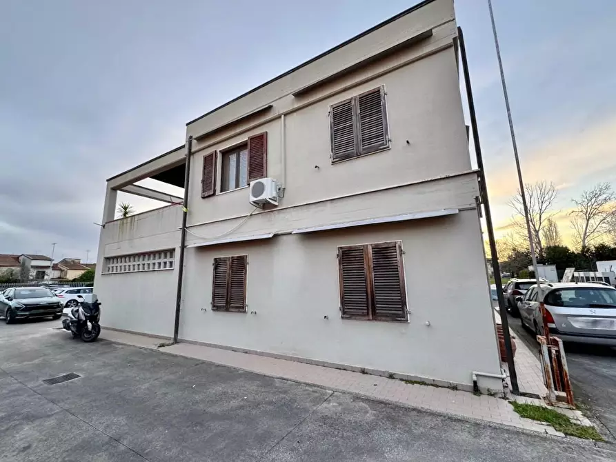 Immagine 2 di Terratetto in vendita  a Pisa