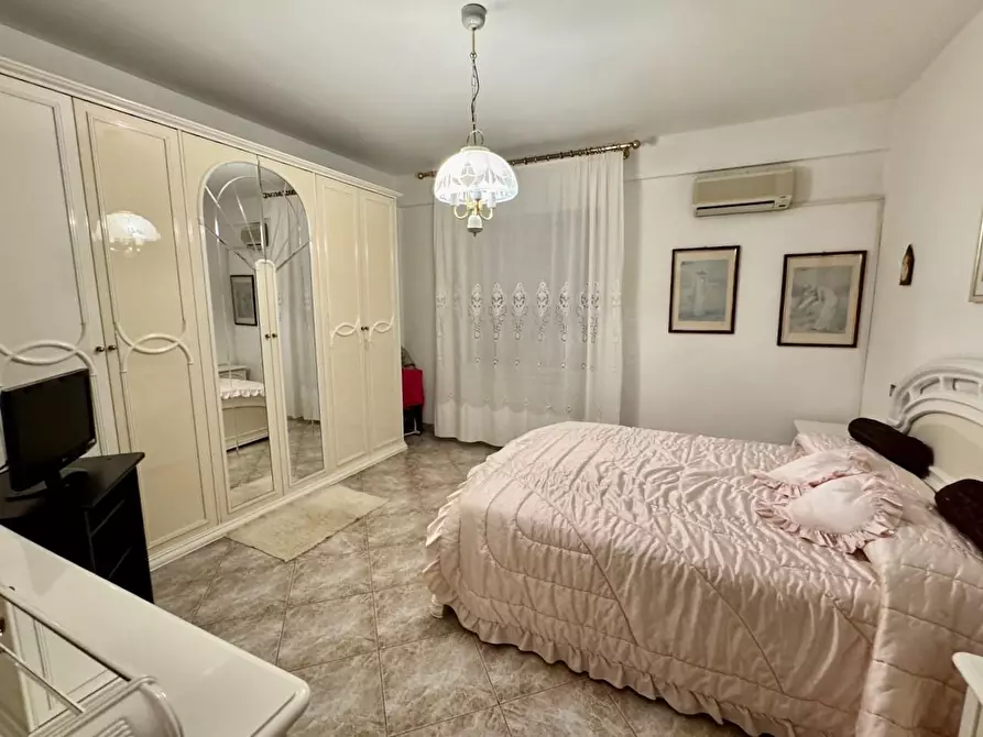 Immagine 30 di Terratetto in vendita  a Pisa