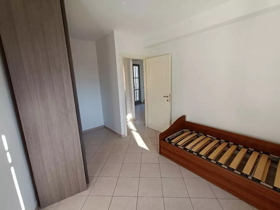 Immagine 11 di Appartamento in vendita  a Cascina