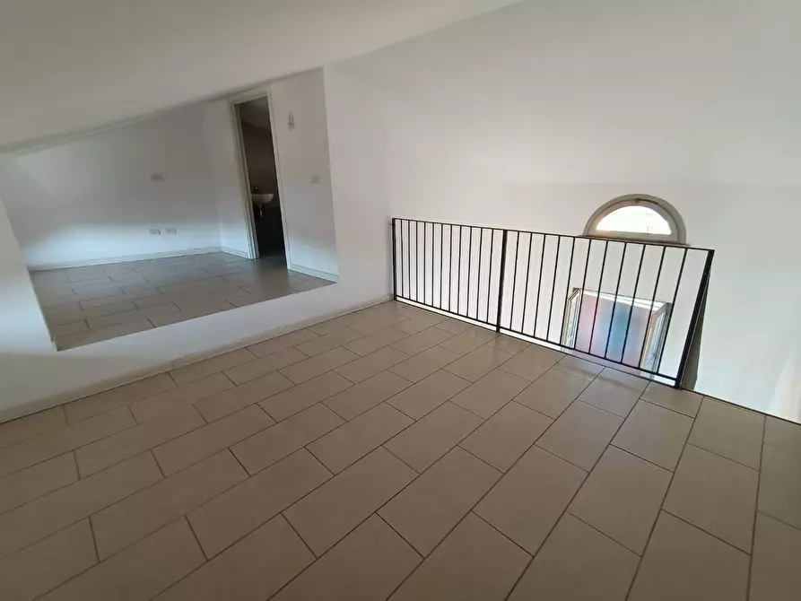 Immagine 9 di Appartamento in vendita  a Cascina