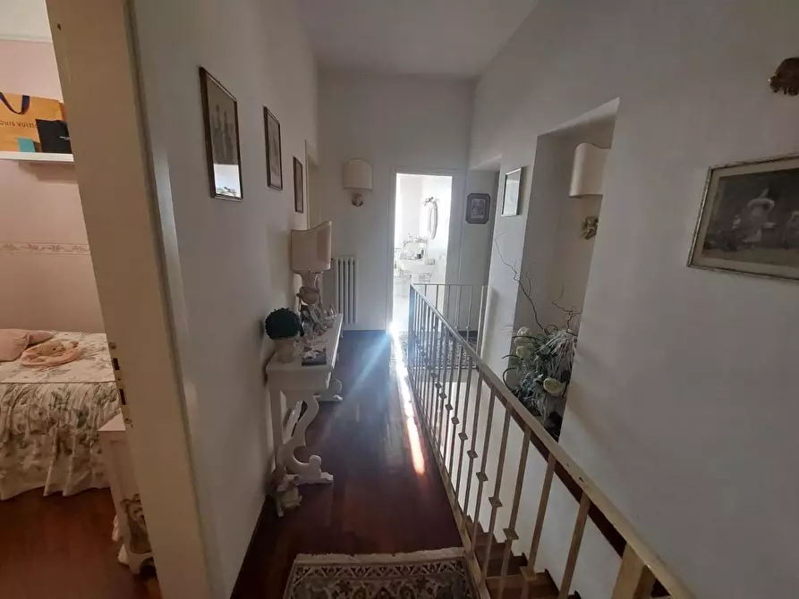 Immagine 10 di Casa indipendente in vendita  a Pisa