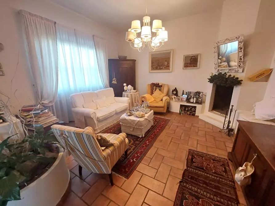 Immagine 2 di Casa indipendente in vendita  a Pisa