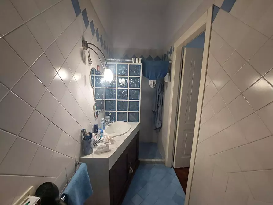 Immagine 17 di Casa indipendente in vendita  a Pisa