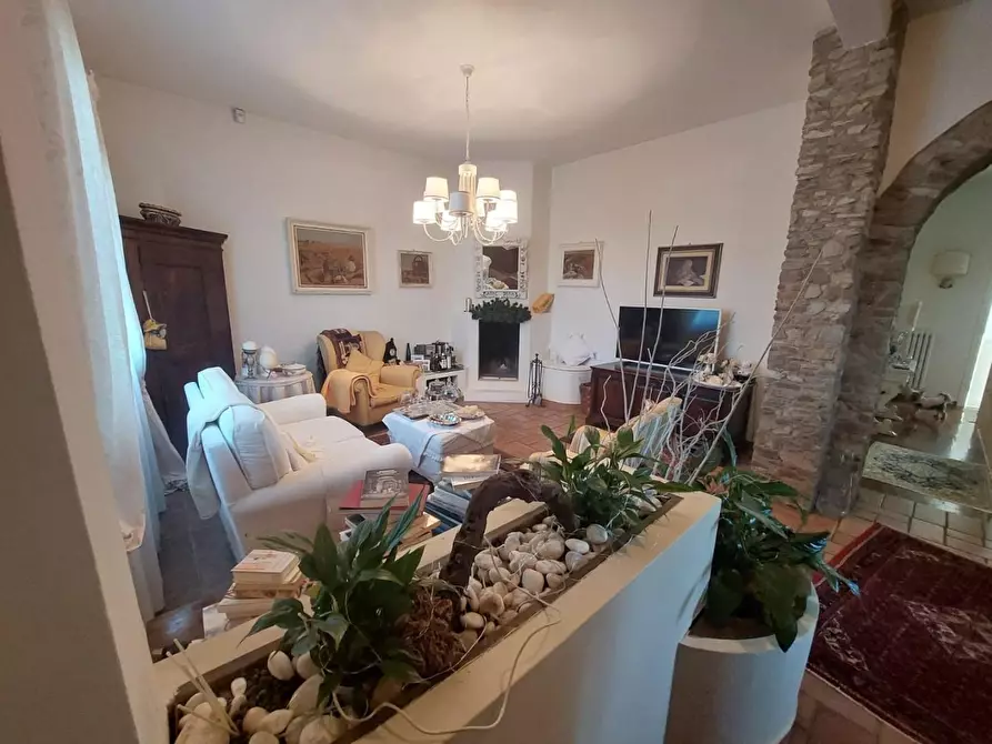 Immagine 4 di Casa indipendente in vendita  a Pisa