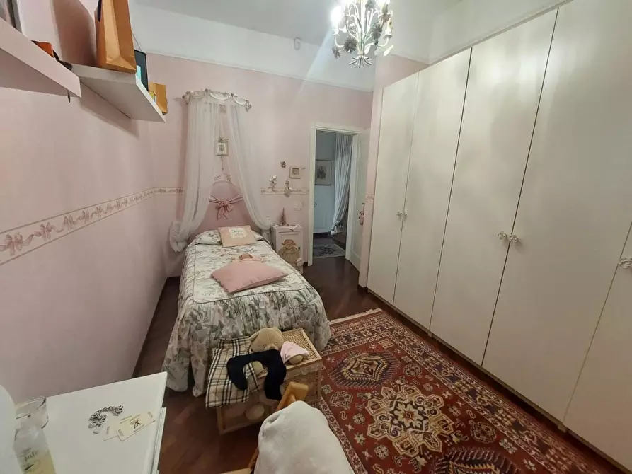 Immagine 13 di Casa indipendente in vendita  a Pisa