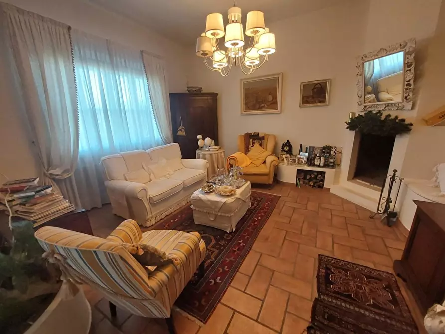 Immagine 1 di Casa indipendente in vendita  a Pisa