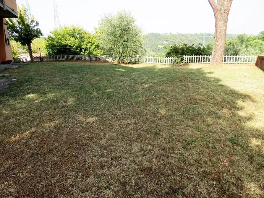 Immagine 21 di Villa in vendita  a Montelupo Fiorentino
