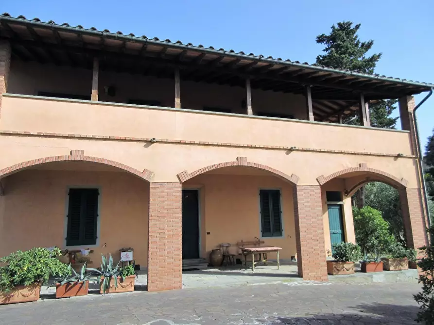 Immagine 20 di Villa in vendita  a Montelupo Fiorentino