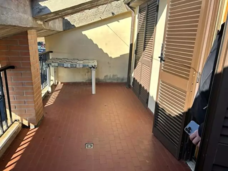 Immagine 9 di Appartamento in vendita  a Siena