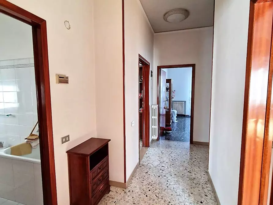 Immagine 14 di Appartamento in vendita  a Fucecchio