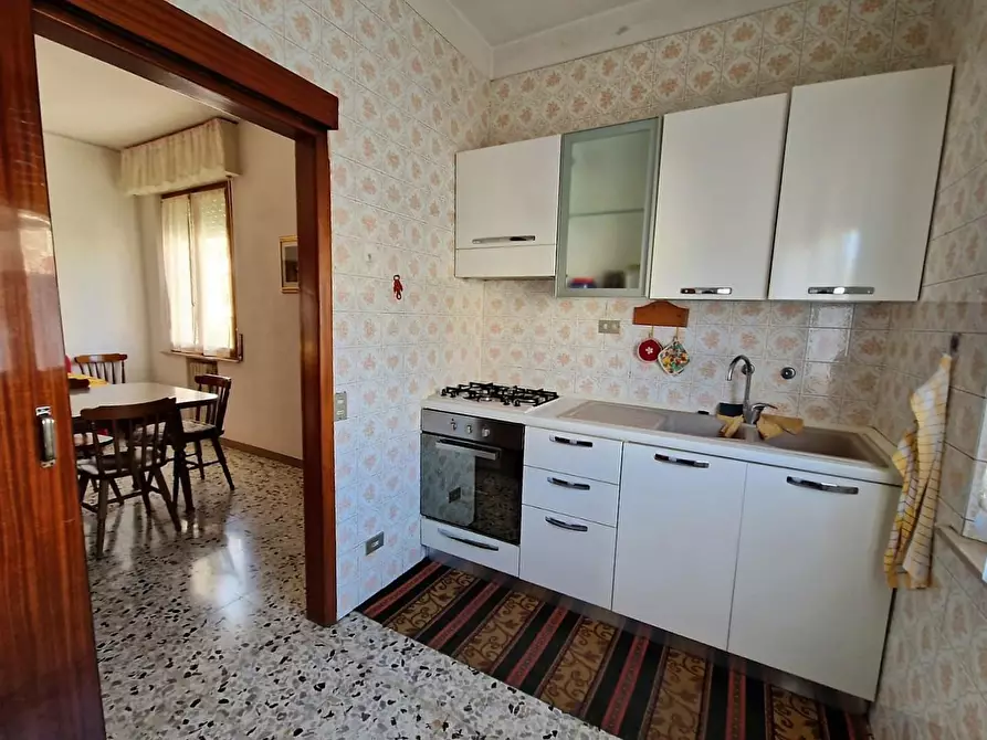 Immagine 6 di Appartamento in vendita  a Fucecchio