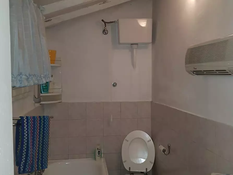 Immagine 20 di Appartamento in vendita  a Lajatico