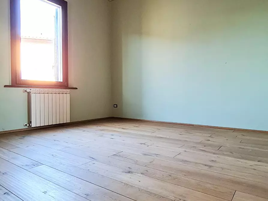 Immagine 3 di Appartamento in vendita  a San Miniato