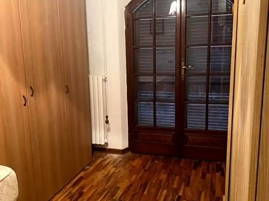 Immagine 26 di Villa in vendita  a Massa