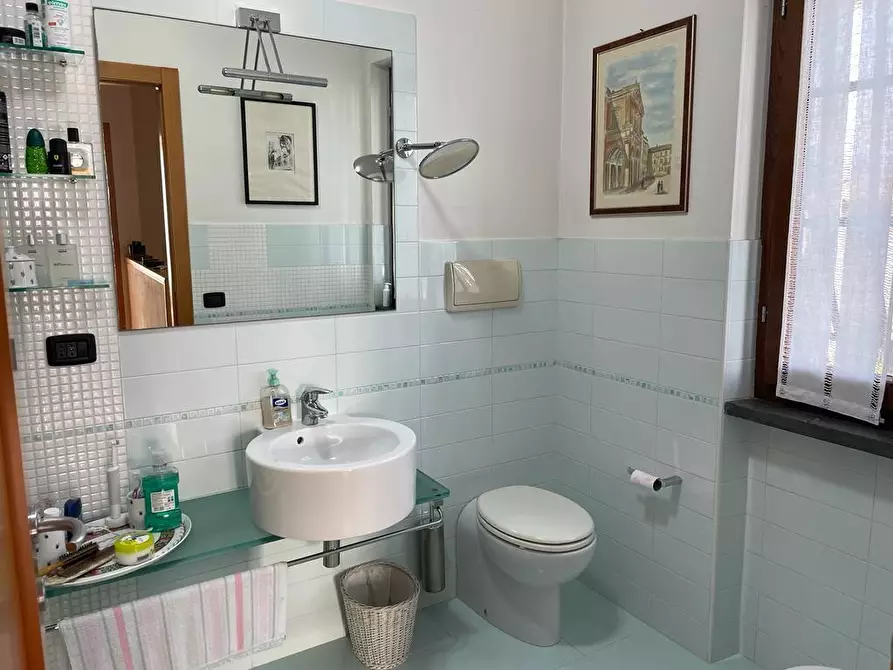 Immagine 20 di Casa indipendente in vendita  a Montignoso