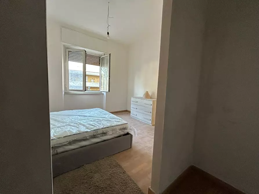 Immagine 11 di Appartamento in vendita  a Massa