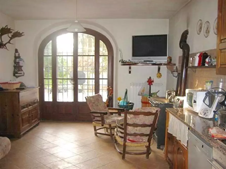 Immagine 10 di Rustico / casale in vendita  a Calci