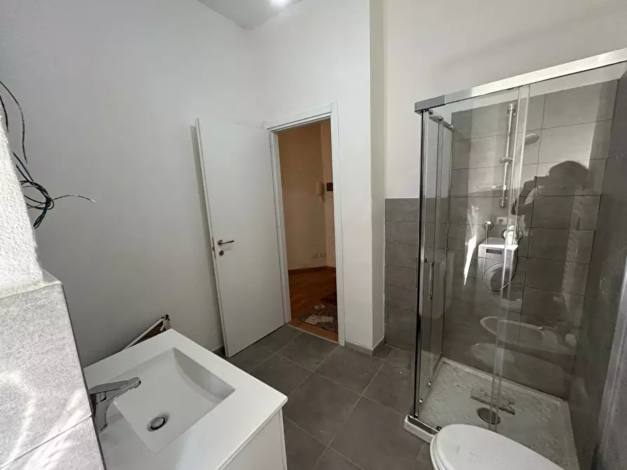 Immagine 21 di Appartamento in vendita  a Massa