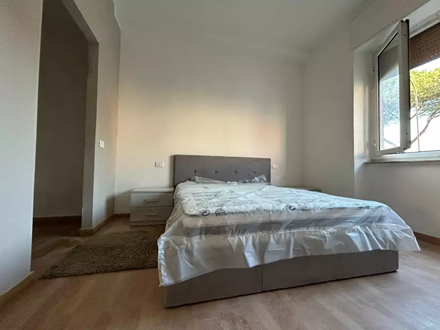 Immagine 8 di Appartamento in vendita  a Massa