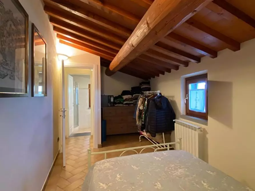 Immagine 12 di Porzione di casa in vendita  a Carmignano