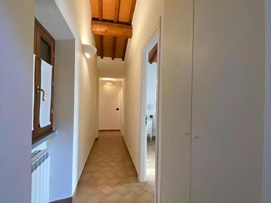 Immagine 8 di Porzione di casa in vendita  a Carmignano