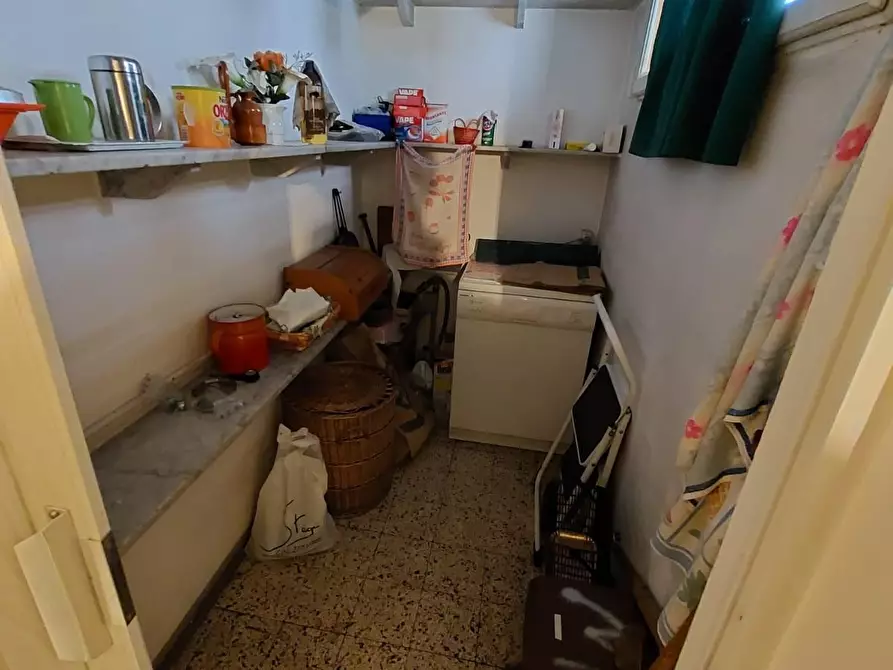 Immagine 10 di Appartamento in vendita  a Pontedera