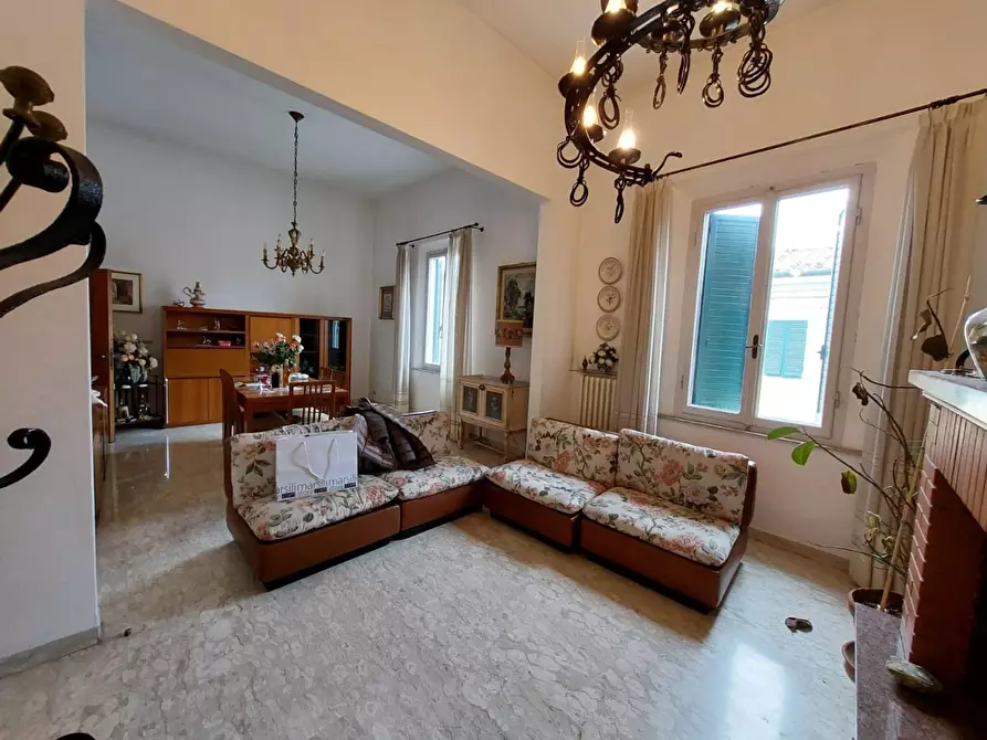 Immagine 4 di Appartamento in vendita  a Pontedera