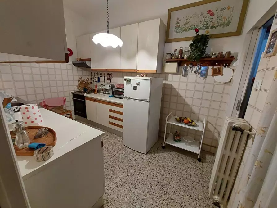 Immagine 9 di Appartamento in vendita  a Pontedera