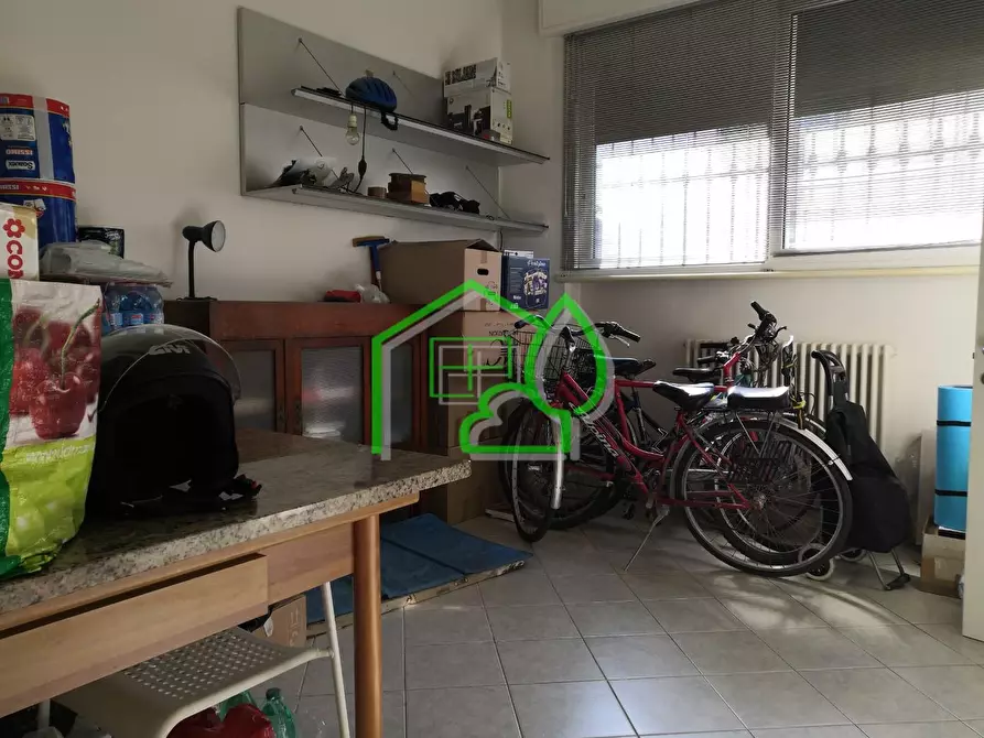 Immagine 23 di Casa semindipendente in vendita  a Viareggio