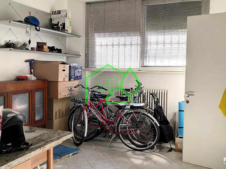 Immagine 24 di Casa semindipendente in vendita  a Viareggio