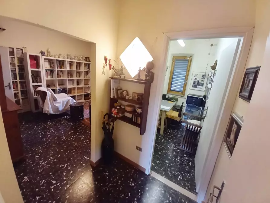 Immagine 10 di Casa indipendente in vendita  a Empoli