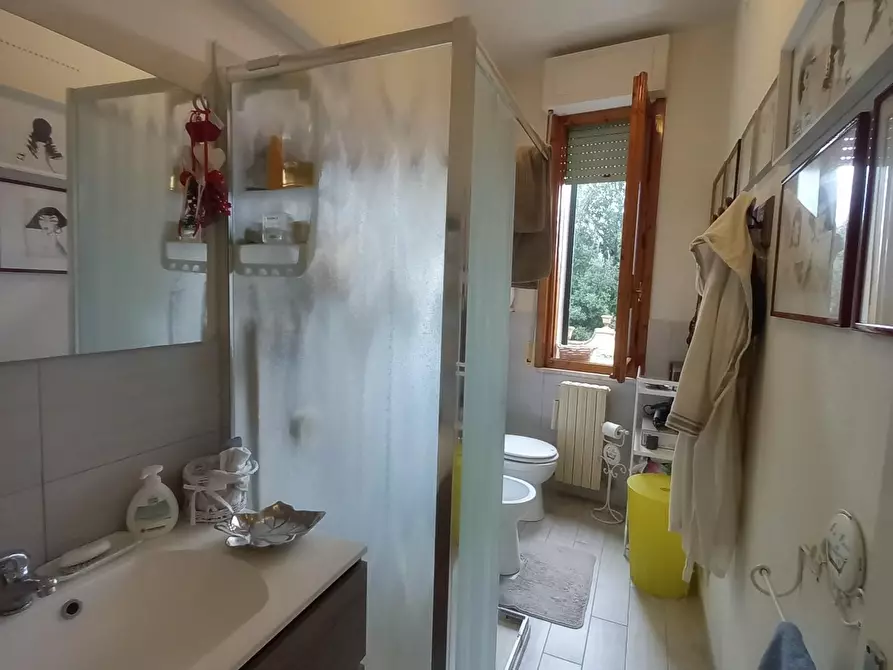 Immagine 18 di Casa indipendente in vendita  a Empoli